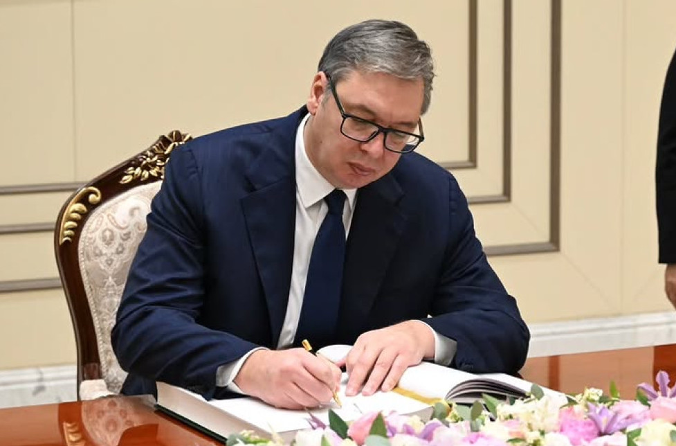 Vučić visited Center for Islamic Civilization in Tashkent; he is the first foreign official to tour the museum