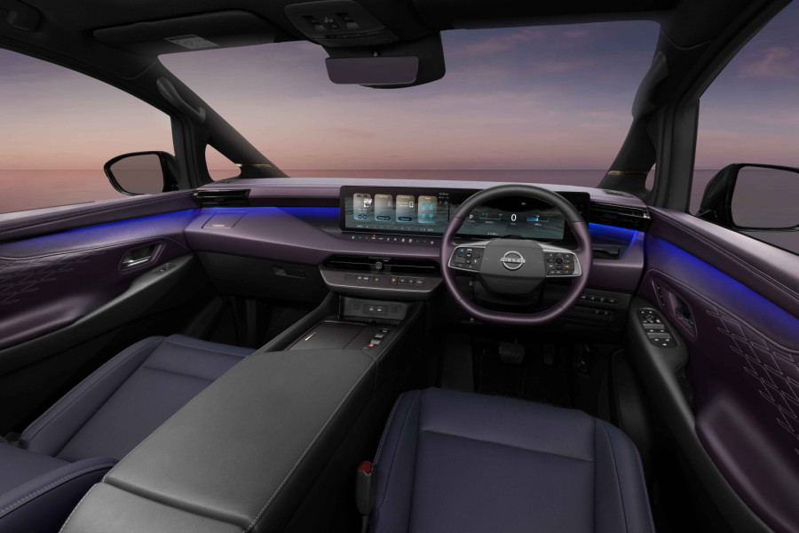 Posle 15 godina: Novi Nissan Elgrand! FOTO