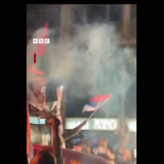 Mediji: Blokaderi Srbe iz RS nazivaju "prekodrinskim ološem", a grle se sa Sandžaklijama VIDEO