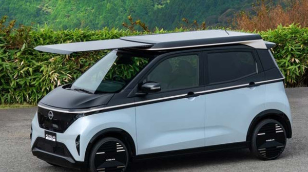 Trampa oduševili mali japanski automobili: "Možemo odmah da ih pravimo kod nas"