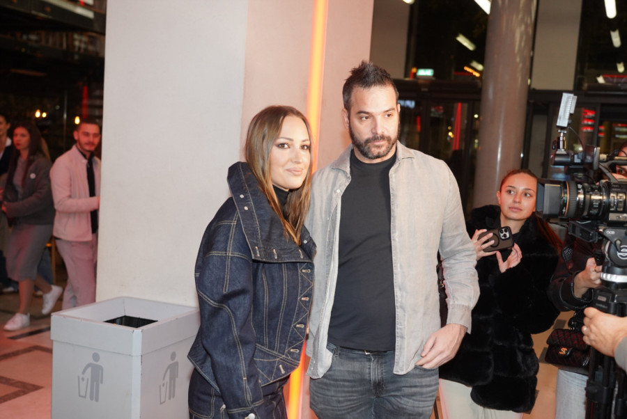 Poznati na koncertu Jakova Jozinovića: Prijovićka i Milica Pavlović savetovale mladog pevača FOTO