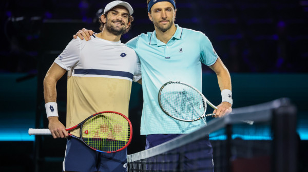 Udario brat na brata, opet – Vašero ponovo unesrećio Rinderkneša VIDEO