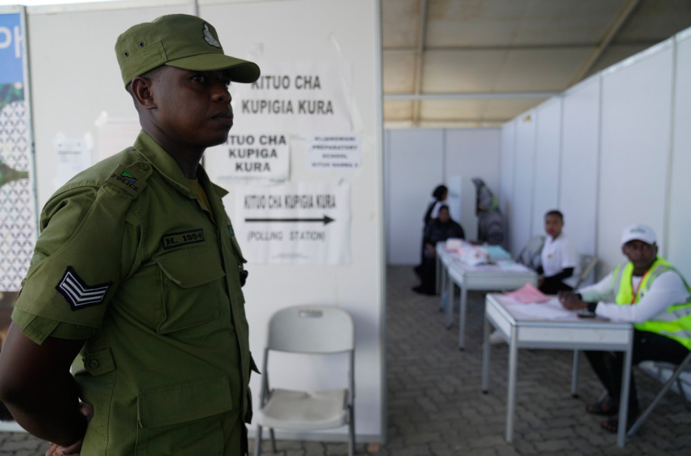 Demonstracije tokom opštih izbora u Tanzaniji; Zapaljena policijska stanica