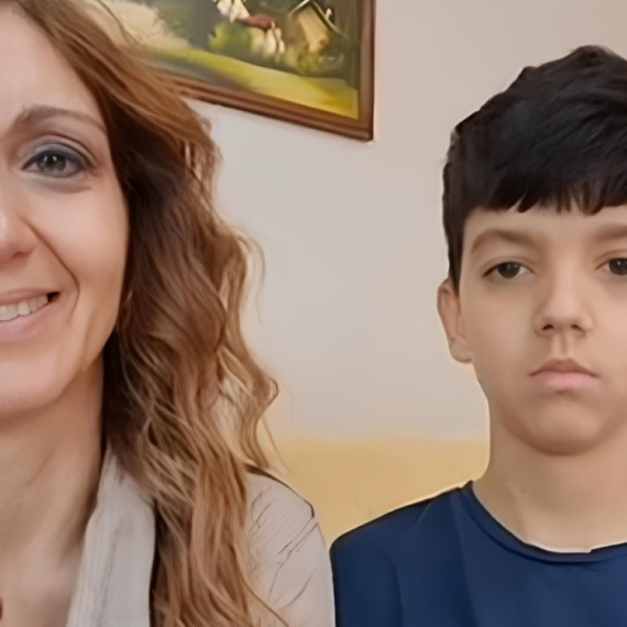 Jelena je sinu Marku donirala deo jetre: "Mi smo samo odjednom saznali da on ima retko genetsko oboljenje"