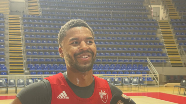 Zašto je Batler došao baš u Zvezdu? Istakao tri stvari: "Toliko je jednostavno" VIDEO