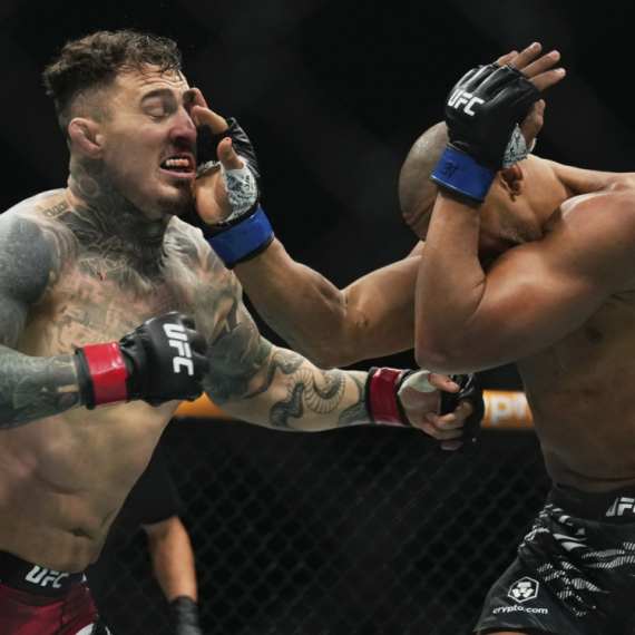 Zabrinjavajuće vesti o UFC šampionu: "On je oštećen" VIDEO