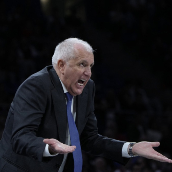 Obradović oštro posle poraza: "Razlika je prevelika, ne poštujemo ono što smo rekli" VIDEO