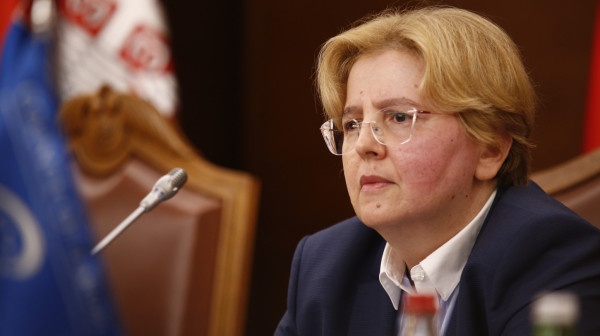 Mrdić: Dolovac četiri dana vukla za rukav ljude u Jurodžastu ne bi li objavila da je neko podržava!?