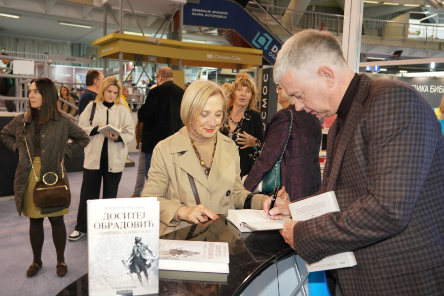 Pet najtraženijih knjiga prvih pet dana Sajma