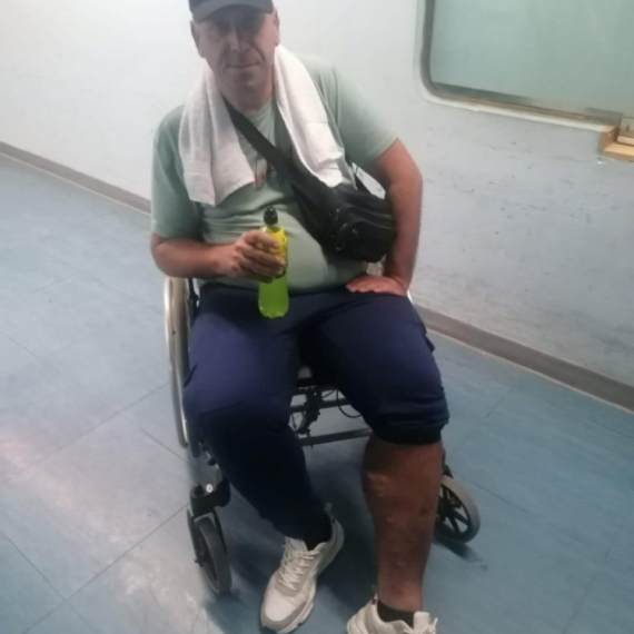 Bojan sa KiM zbog povrede ne može da nastavi put do Novog Sada; "Braćo, ne odustajte"