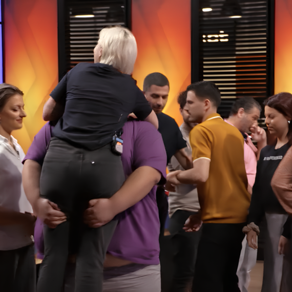 "Birao bih nju": Podigao je kao perce i preneo na prvo mesto VIDEO