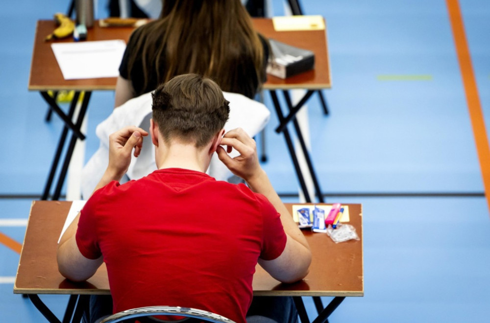 Učenici Matematičke gimnazije na međunarodnoj olimpijadi u znanju osvojili pet zlatnih i jednu srebrnu medalju