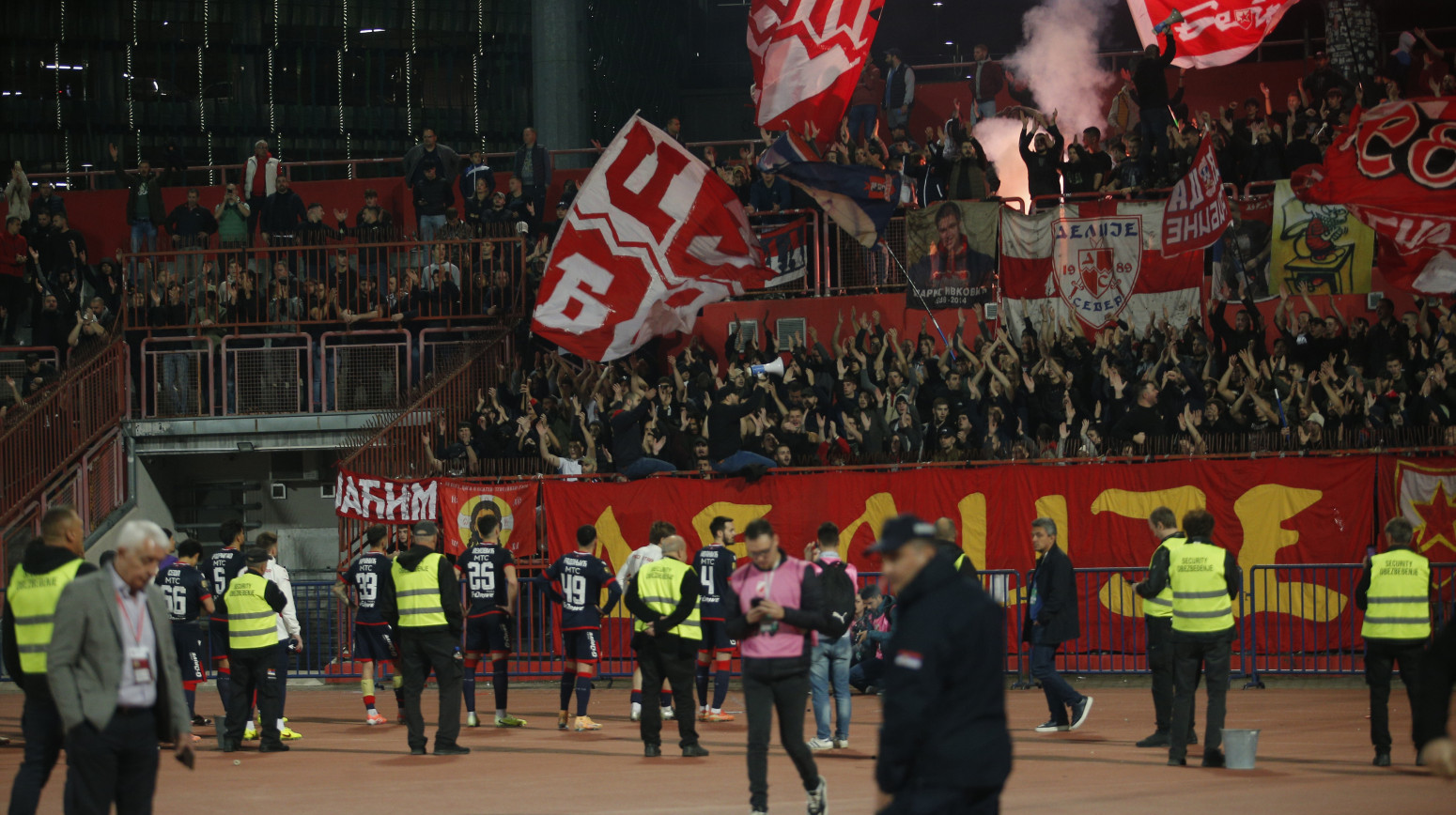 "Delije" o upravi, igračima, treneru, Lilu: "Da vratimo sada za godine razmaženosti"