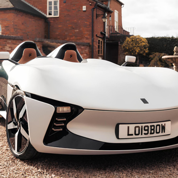 Preduhitrili Maska: Bivši inženjeri Tesle napravili električni Speedster FOTO