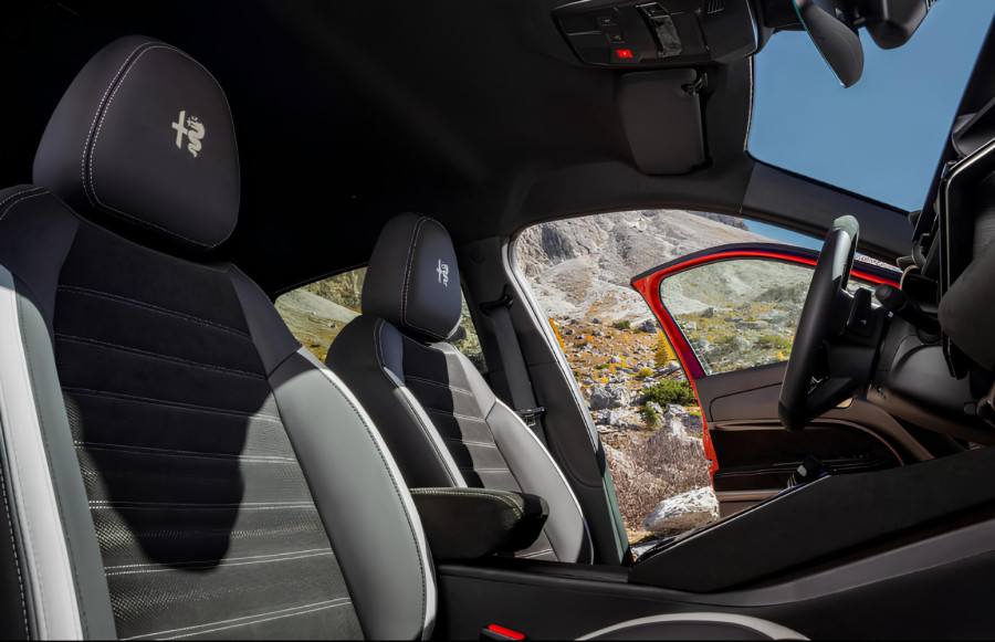 Alfa Romeo otkrio Junior Sport Speciale – elegancija u sportskom ruhu FOTO/VIDEO