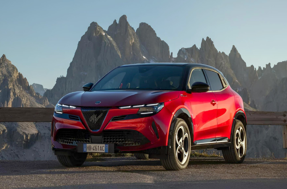 Alfa Romeo otkrio Junior Sport Speciale – elegancija u sportskom ruhu FOTO/VIDEO