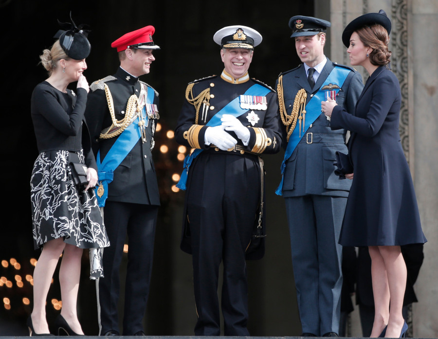 Uvredio je Kejt? Procurili detalji žestoke svađe princa sa stricem