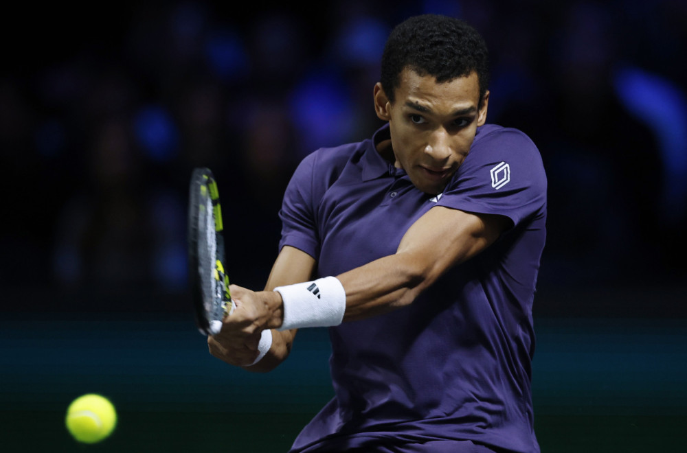 Feliks prvi do finala u Parizu – čeka Sinera ili Zvereva