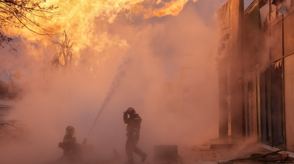 Rusi: Prvi put; Bukti front; Gotovo je, povlače se FOTO