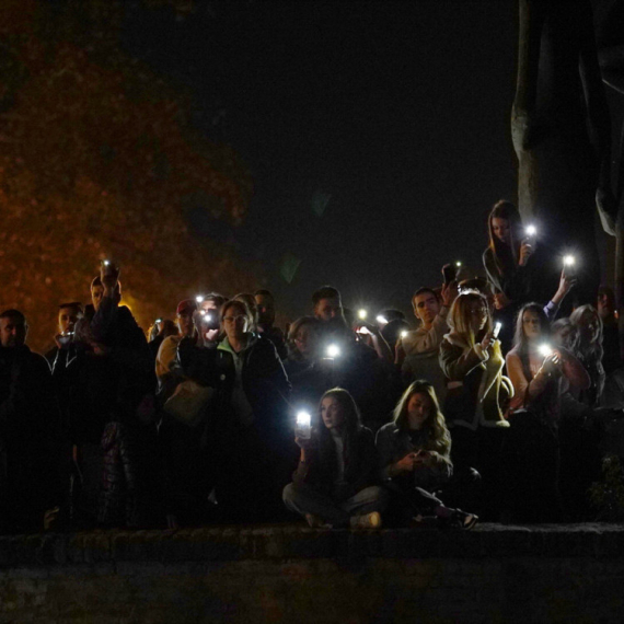 Mićin: Dosta smeća na ulicama, do ponoći ekipe Čistoća očistiće ceo Novi Sad