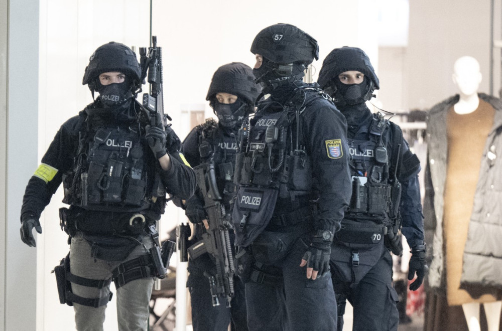 Odjeknula eksplozija u nemačkoj školi: Incident poremetio preko hiljadu učenika