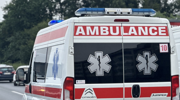 Užas u Subotici: Tinejdžer pronađen mrtav; Sumnja se da se ugušio u kolima