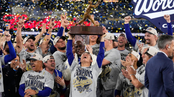 Dodžersi odbranili titulu – svi se klanjaju Jamamotu VIDEO