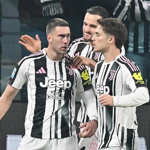 Vlahović: "Voleo bih da to ostane između nas"