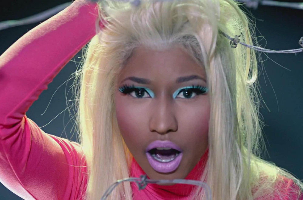 Kultni hit iz 90-ih zaludeo je internet: O čemu je reč? VIDEO