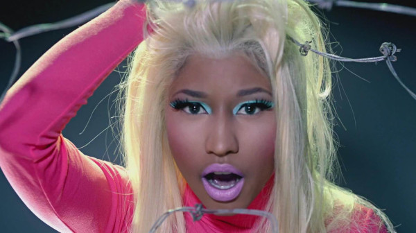 Kultni hit iz 90-ih zaludeo je internet: O čemu je reč? VIDEO