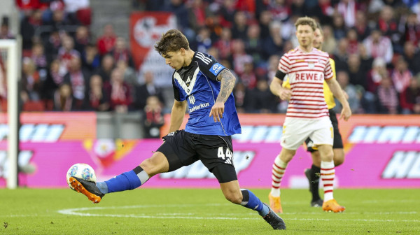 Više od 100 minuta fudbala, pet golova i dva crvena – "jarčevi" slave, u Hamburgu besni