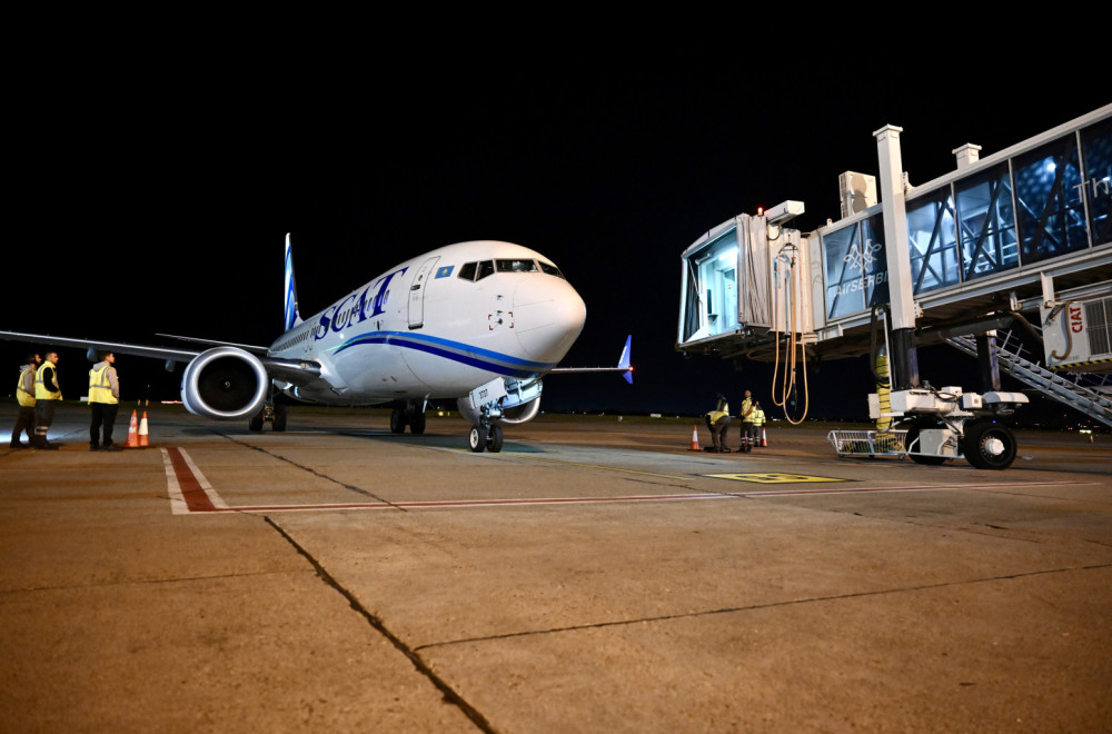 Prvi avion na direktnoj liniji Beograd-Astana sleteo na aerodrom "Nikola Tesla" FOTO