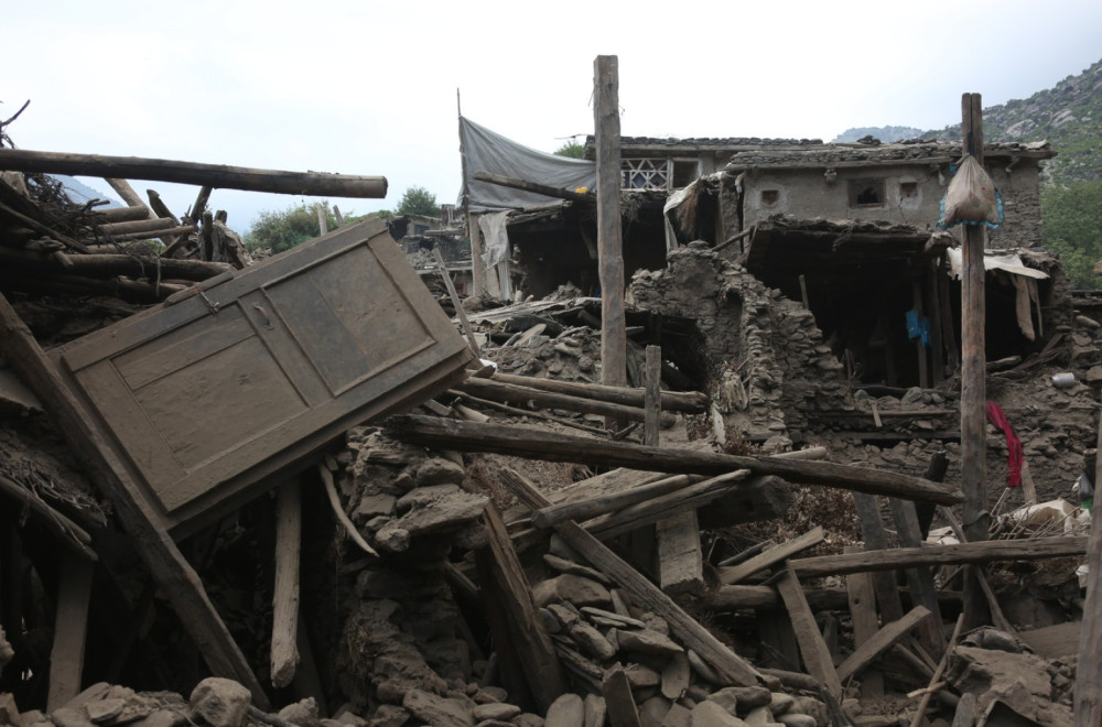 Razoran zemljotres: Najmanje 20 mrtvih, stotine povređenih; Dramatični snimci FOTO/VIDEO