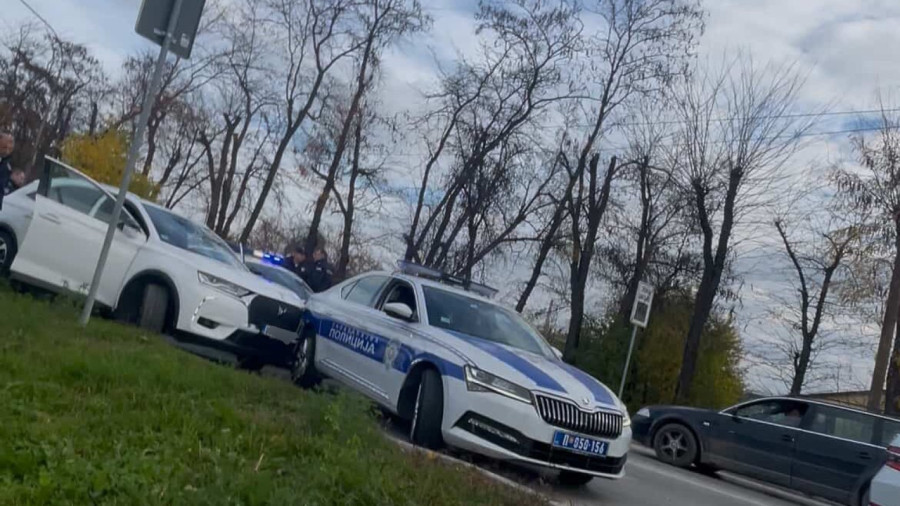 Filmska potera na ulicama Čačka: Bahati vozač nije stao na znak stop FOTO