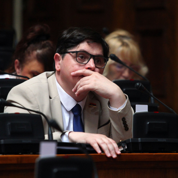 Iz Zeleno-levog fronta napali Mrdića: On štrajkuje glađu tražeći pravdu za žrtve, oni ga vređaju VIDEO