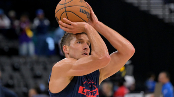 Bogdanović u nemilosti trenera – Vukčević grejao klupu u Detroitu VIDEO