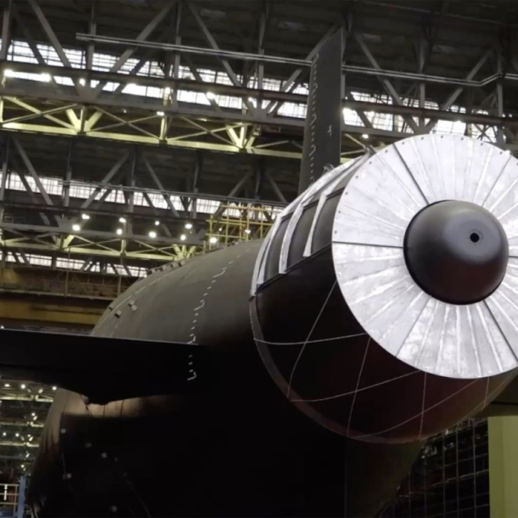 To je to, podmornica koja nosi Putinovo "oružje sudnjeg dana" je upravo porinuta