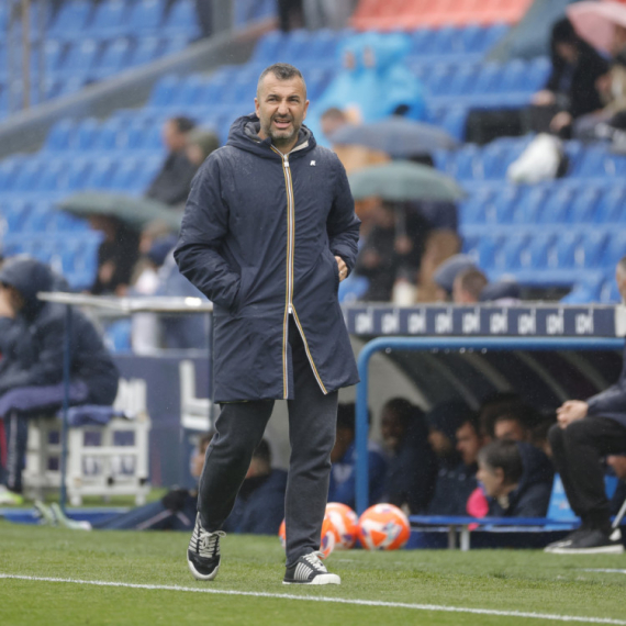 Dva kandidata za "vruću stolicu" u Humskoj – trener crnogorskog trećeligaša i Španac