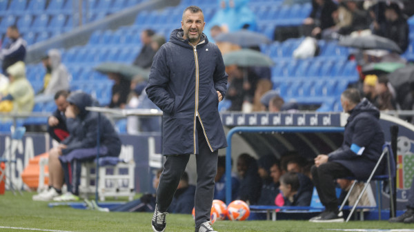 Dva kandidata za "vruću stolicu" u Humskoj – trener crnogorskog trećeligaša i Španac