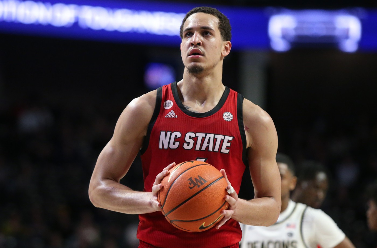 Skandal: Amerikanac udario navijača u glavu VIDEO