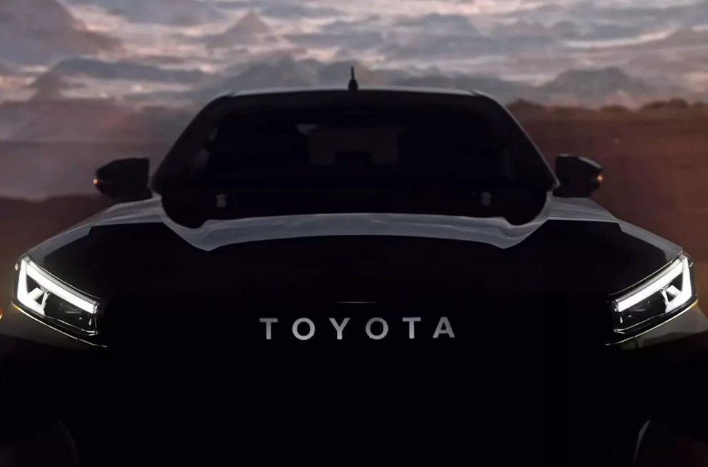 Nova Toyota Hilux otkriva svoje lice – stiže još moćniji i moderniji pikap VIDEO