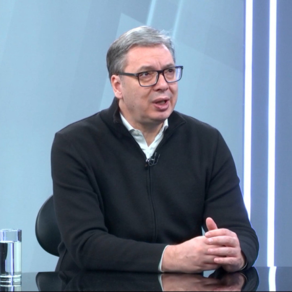 Lepe vesti; Vučić: Veće plate od 1. januara – više nego očekivano