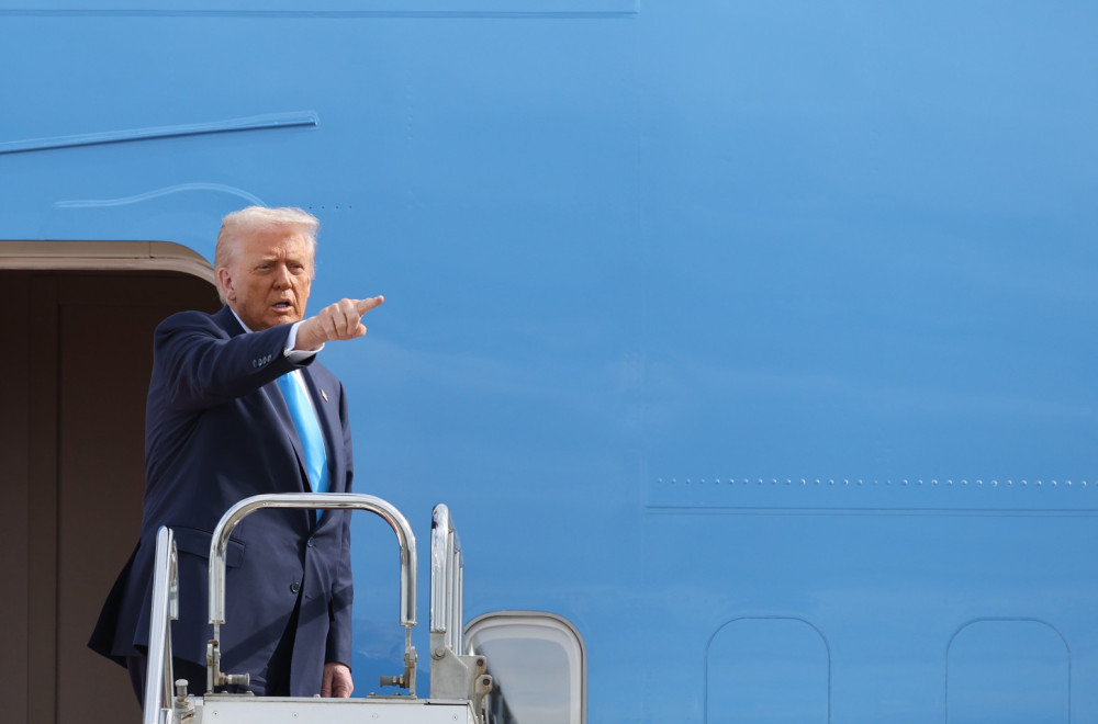 SAD se spremaju za rat; Tramp razmatra vojne opcije