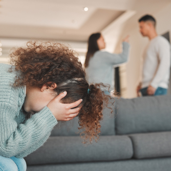 Ako ste imali toksične roditelje, ovih stvari iz detinjstva se ne sećate