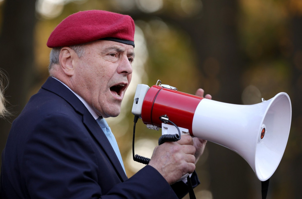 Tramp i Mask savetovali građane da ne glasaju za republikanca