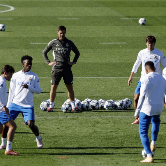 Sud titana u Ligi šampiona: "Klasik" na Enfildu, "rok'en'rol" u Parizu