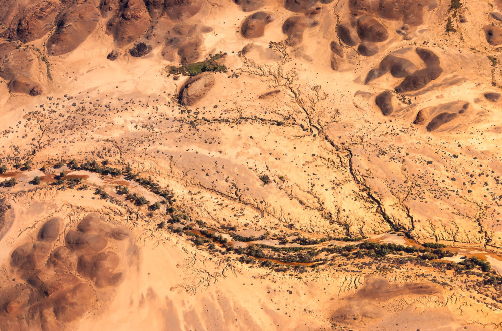 Otkrivene neobične staklene kuglice u pustinji: Dokaz star 11 miliona godina?