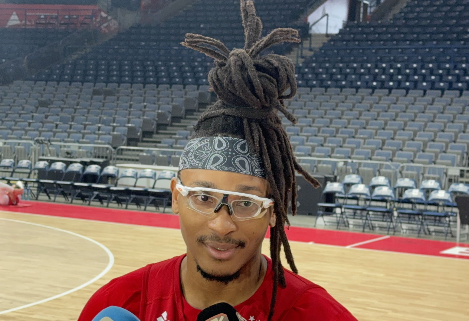 Moneke pomenuo Šortsa pred duel u Areni