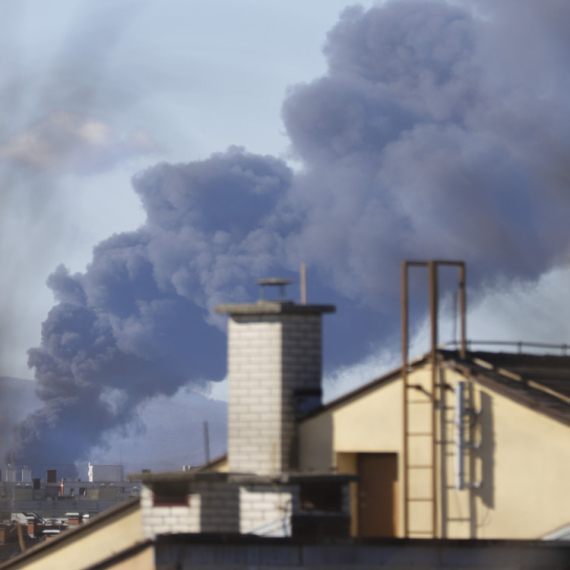 Ogroman požar u Hrvatskoj: Crni dim prekrio nebo; Buktinja se videla i u Sloveniji FOTO/VIDEO