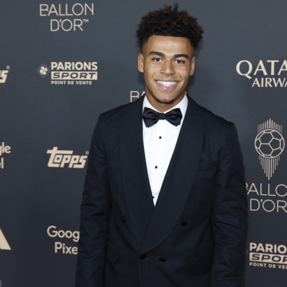 "Zlatni dečko" stasava u Parizu